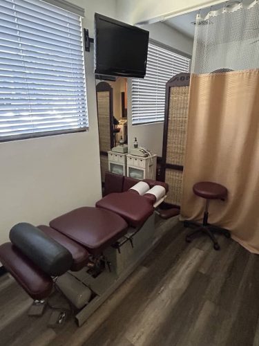 326-Chiropractor-Orange-CA